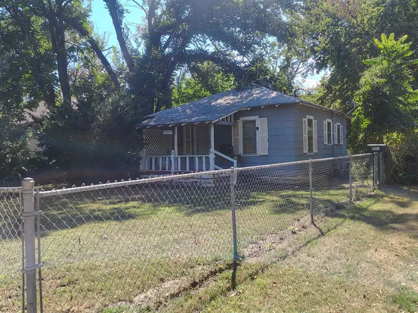 241 N Saint Clair Ave, Wichita, KS 67203