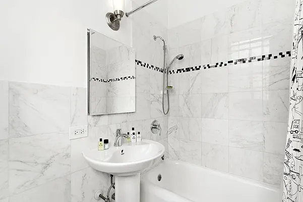 Sold by Citi Habitats | media 6