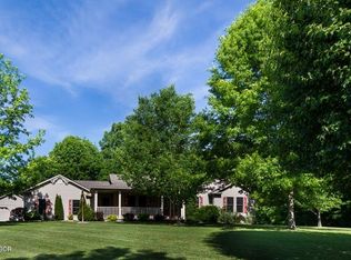 2715 Market Rd, Marion, IL 62959