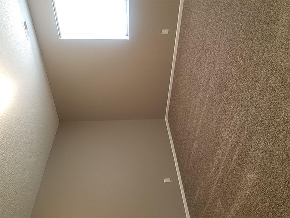 4th image of 941 Washington St APT 5