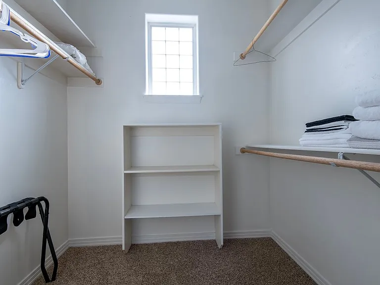 399 Forest View Dr — Photo 16