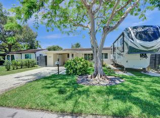 1041 SW 32nd St, Fort Lauderdale, FL 33315