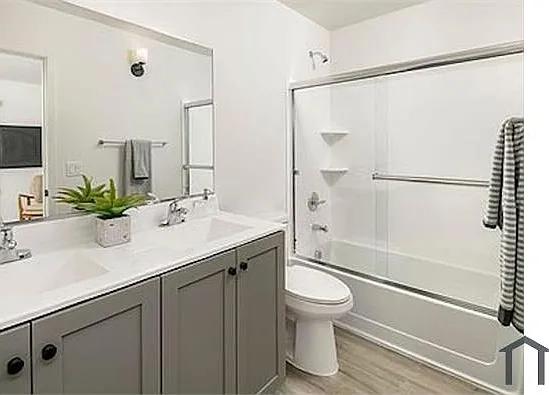 3644 E McDowell Rd #102 — Photo 3