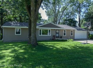 8126 Crestview Dr, Des Moines, IA 50320