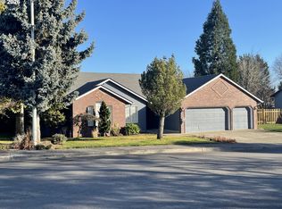 1843 NW 29th Cir, Camas, WA 98607
