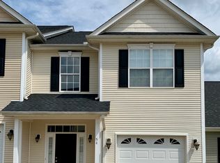 54 Roselite Cir, Greer, SC 29650