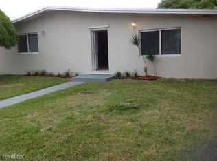 19701 Holiday Rd, Cutler Bay, FL 33157