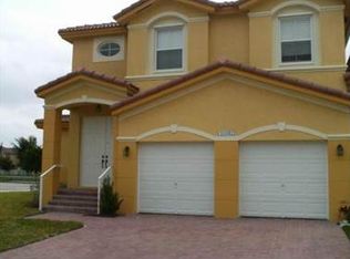 10942 NW 86th Ter, Doral, FL 33178