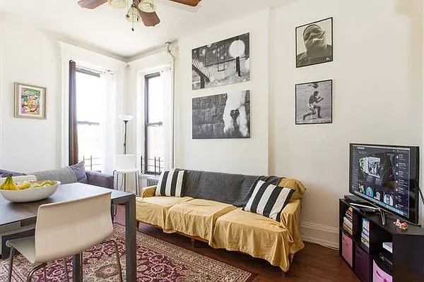 Rented by 50 Stanhope LLC | media 22