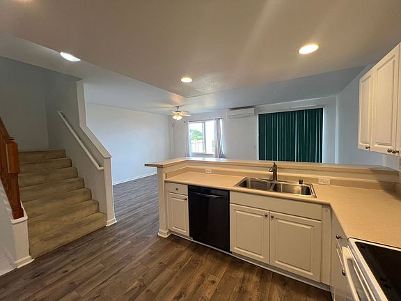 5th image of 92-1121 Panana St APT 203