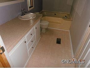 3rd image of 5 Cannons Place Dr