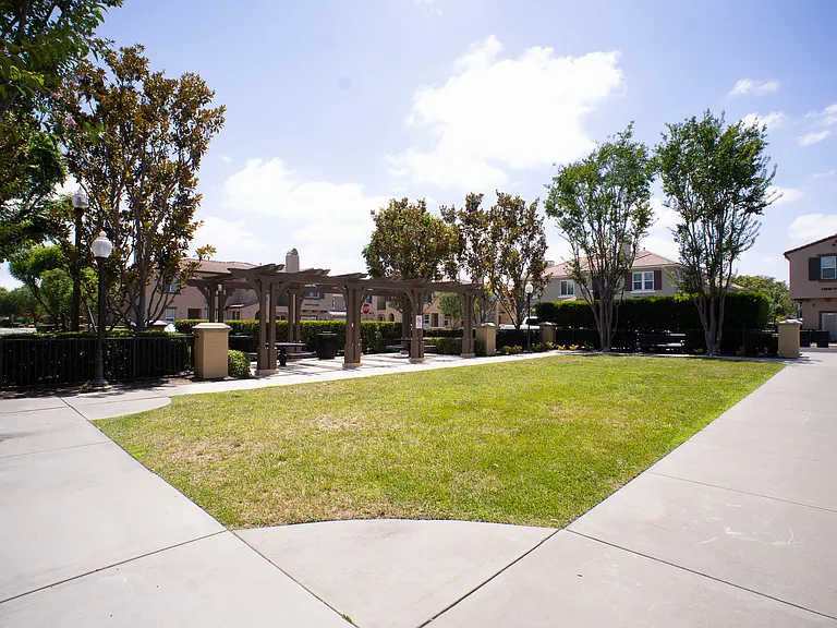 6956 Vining St — Photo 24