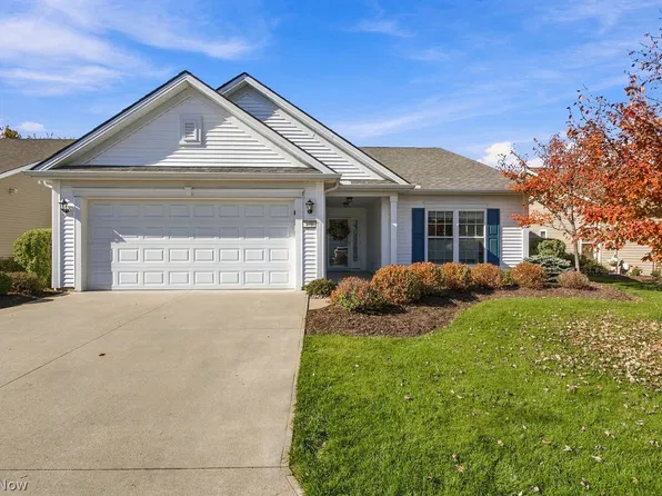 478 Water Pointe Ln, Brunswick, OH 44212