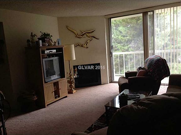 5th image of 725 N Royal Crest Cir Unit 242