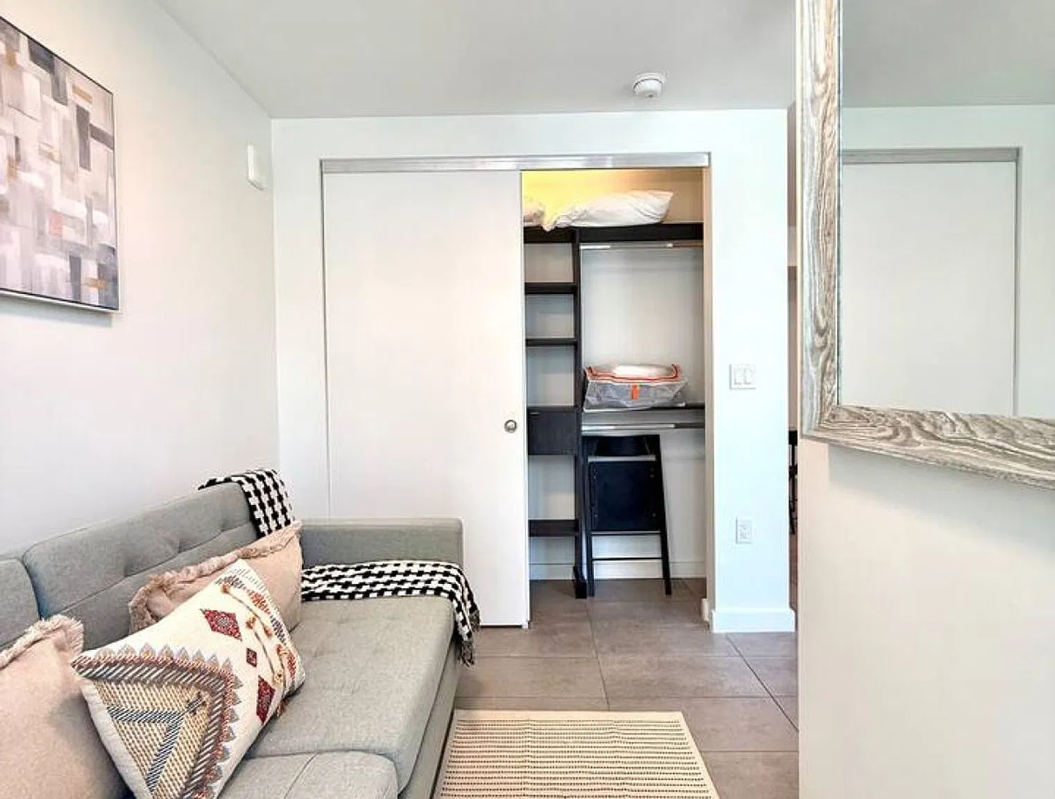1 bed, 1.0 bath, 4628 sqft, $4,441 — Photo 4
