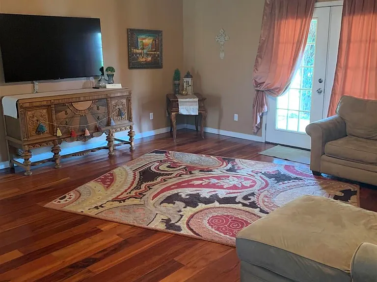 4314 Quiet Ct — Photo 2