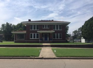 609 E Grand Ave, Tonkawa, OK 74653
