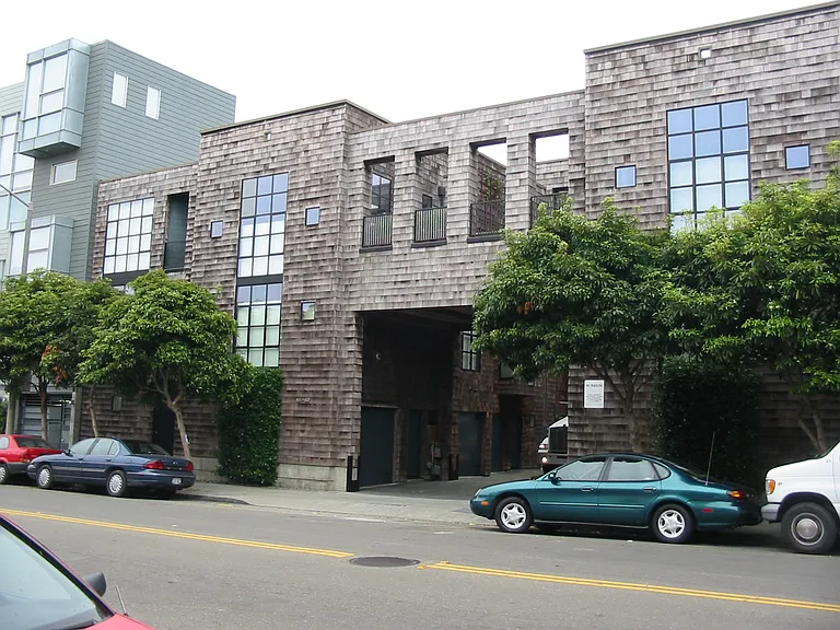 453 Fulton St #A — Photo 2