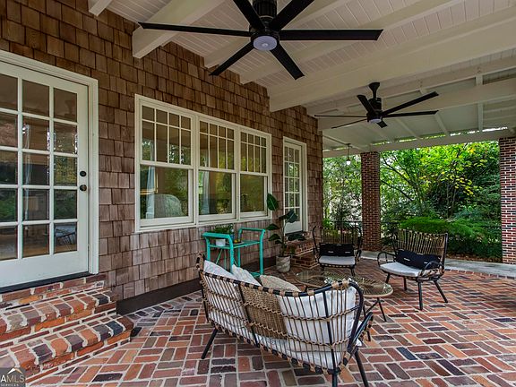 3rd image of 213 Mount Vernon Dr