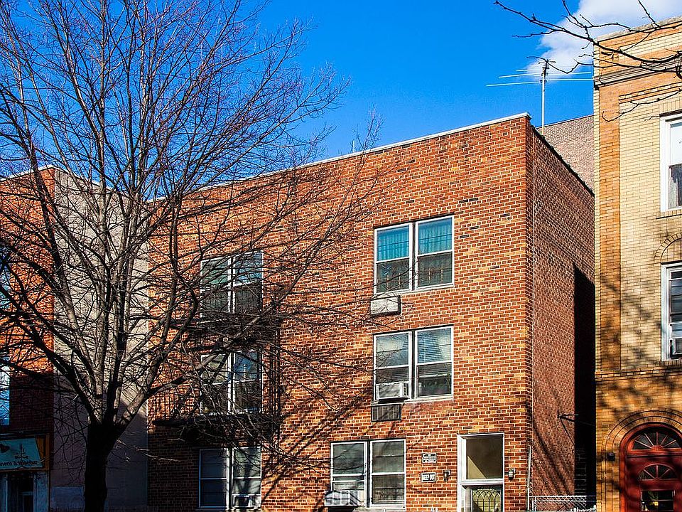 1st image of 4115 49th St