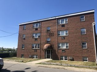 24 Field St APT 11, Quincy, MA 02169