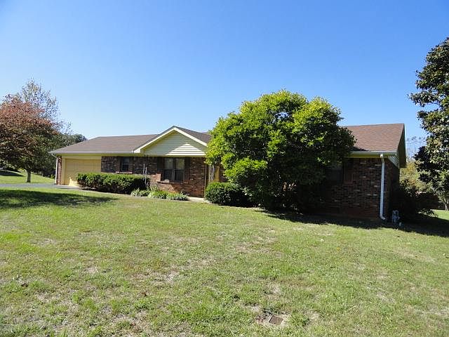 1st image of 322 Rowlett St