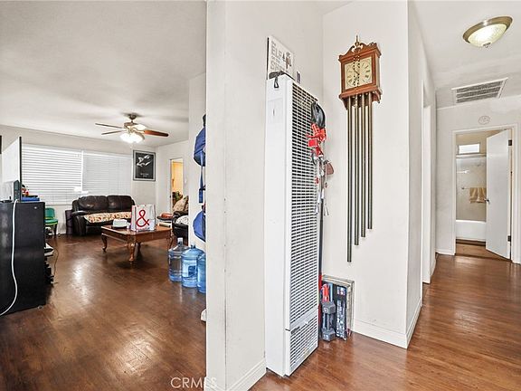 4th image of 912 S Garfield Ave