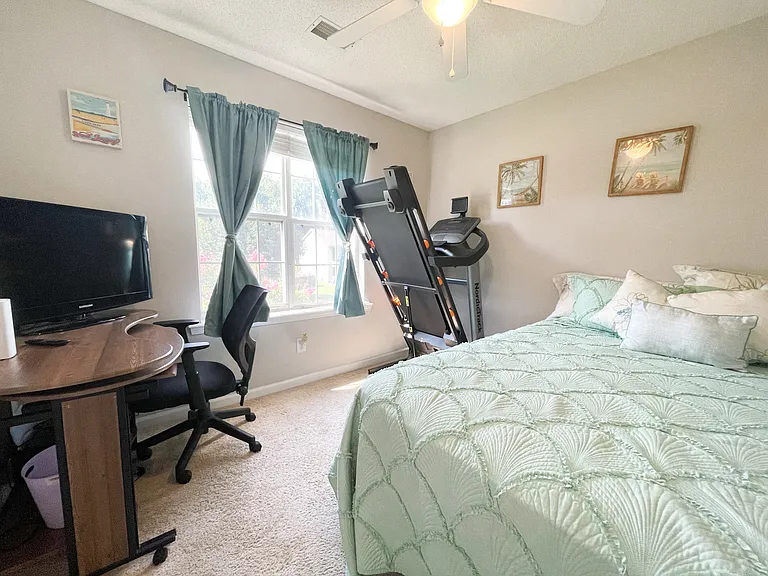 104 Cedar Field Ln — Photo 7
