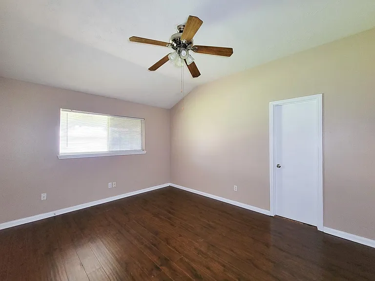 29002 Sedgefield St — Photo 19