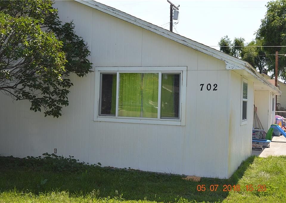 1st image of 702 S 32nd St