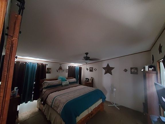 Large master bedroom 