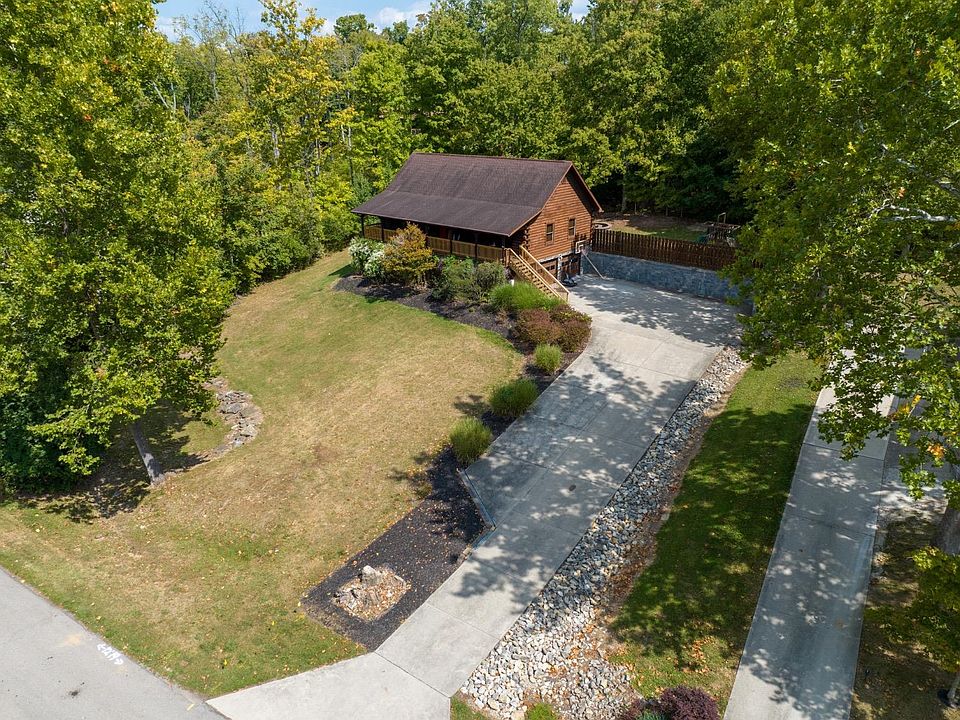 1st image of 1353 Sunset Dr