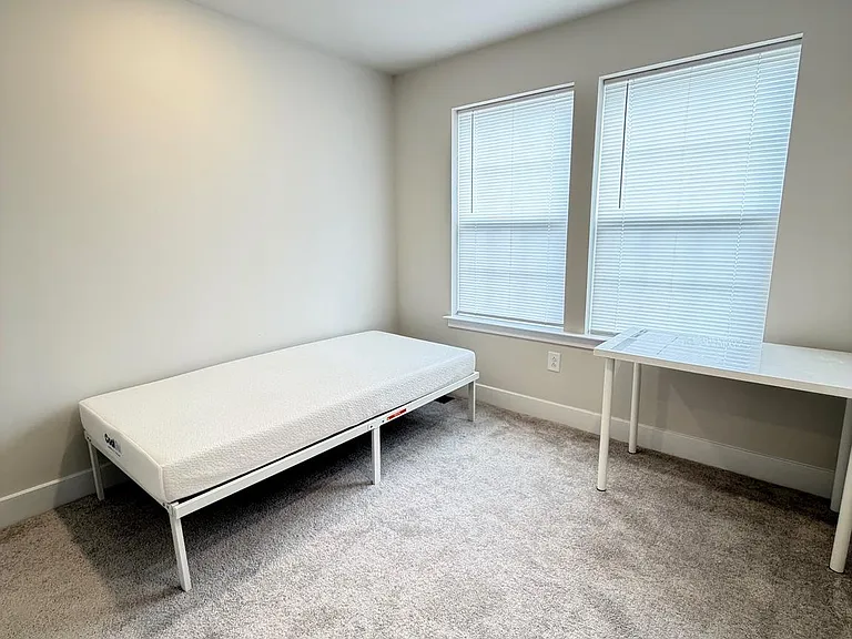 1235 Greylock Ln — Photo 27