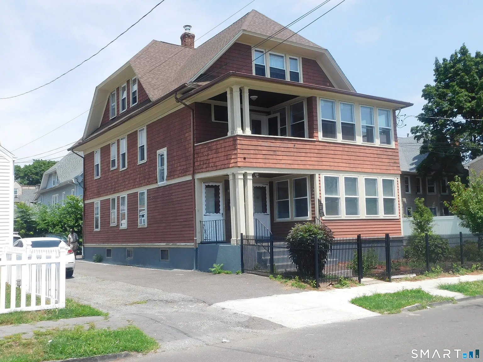 2 bed, 1.0 bath, 1000 sqft, $1,800 — Photo 1