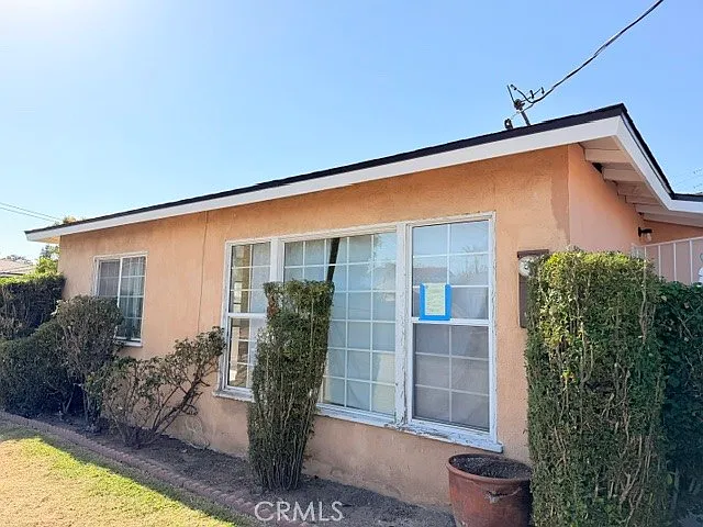 5335 El Monte Ave — Photo 10