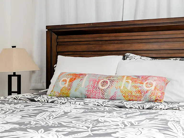 Sleep peacefully to the sounds of the Ewa Beach shoreline.