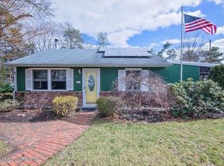 400 Beacon St, Toms River, NJ 08757