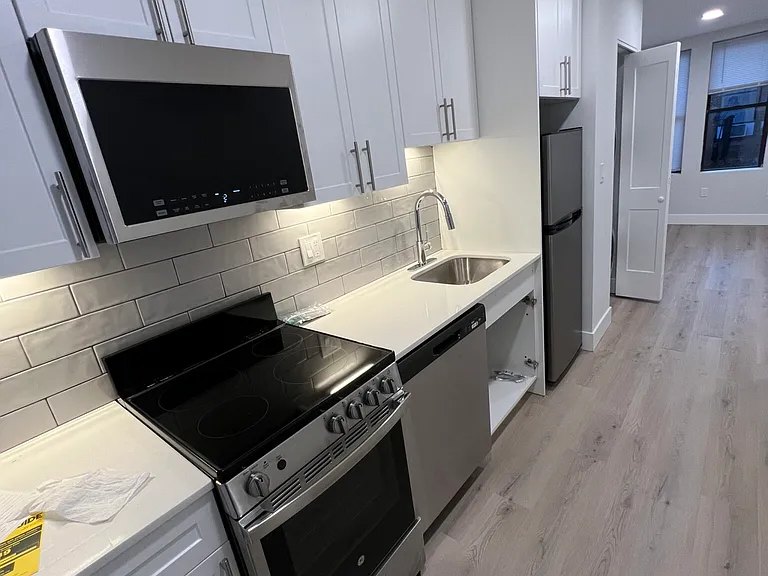 44 Joy St #9 — Photo 10
