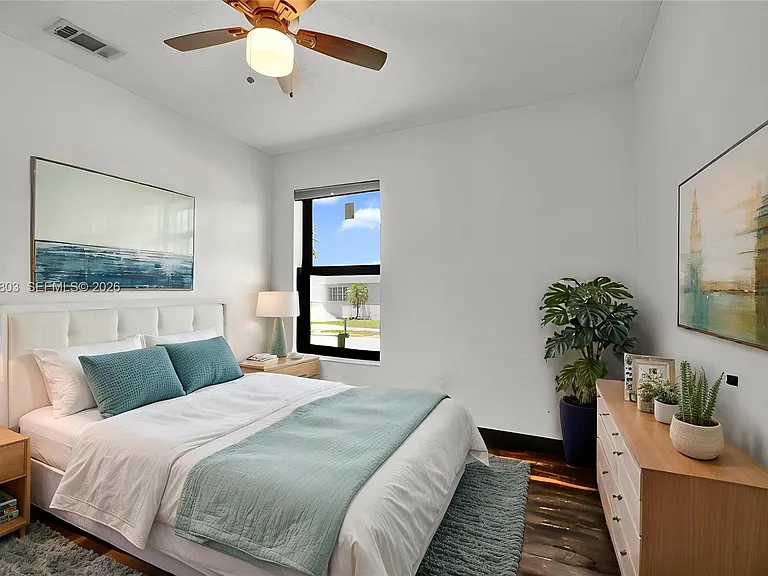 9750 SW 211th St — Photo 26