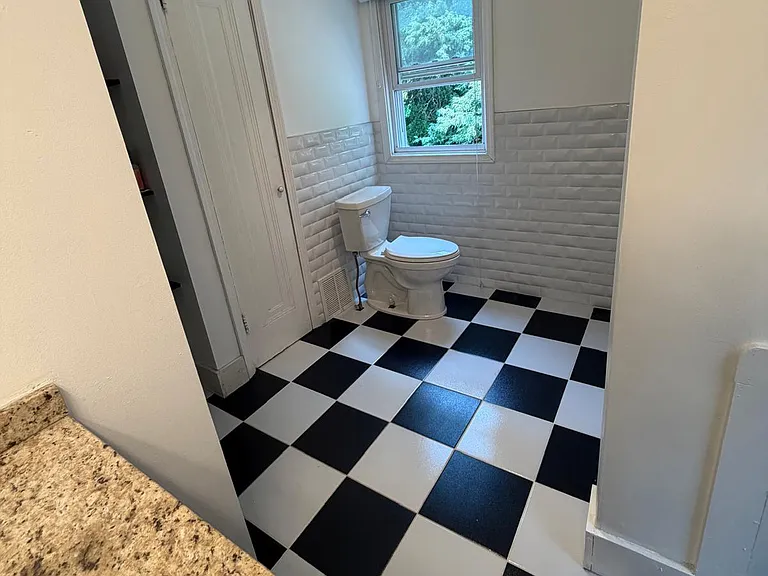 671 Shady Dr E — Photo 12
