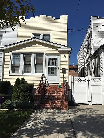 2nd image of 16611 111th Ave