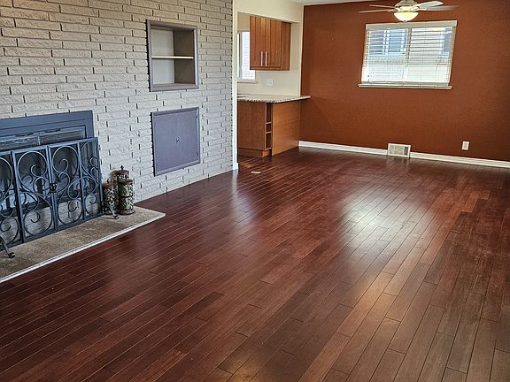 4th image of 3332 N Kearney St #3332