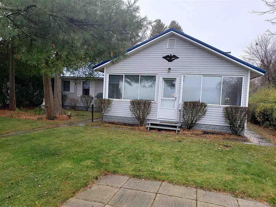 1159 S Lakeshore Rd, Carsonville, MI 48419 Zillow