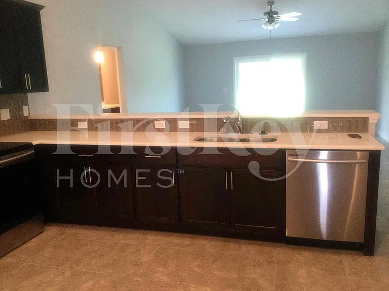 328 SW Ridgecrest Dr — Photo 8
