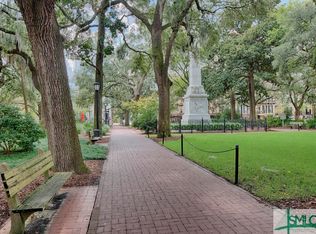5 E Gordon St, Savannah, GA 31401