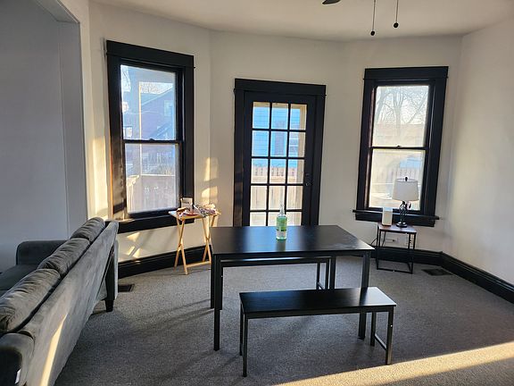 2nd image of 16052 Woodlawn West Ave #1
