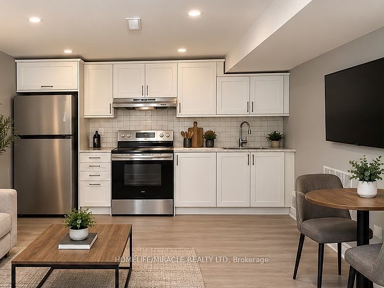 2nd image of 23 Kitto Ct