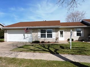 44 Fiesta Ct #C106, Appleton, WI 54911