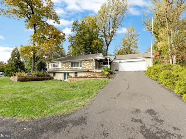 10 Crooked Rd, Feasterville Trevose, PA 19053