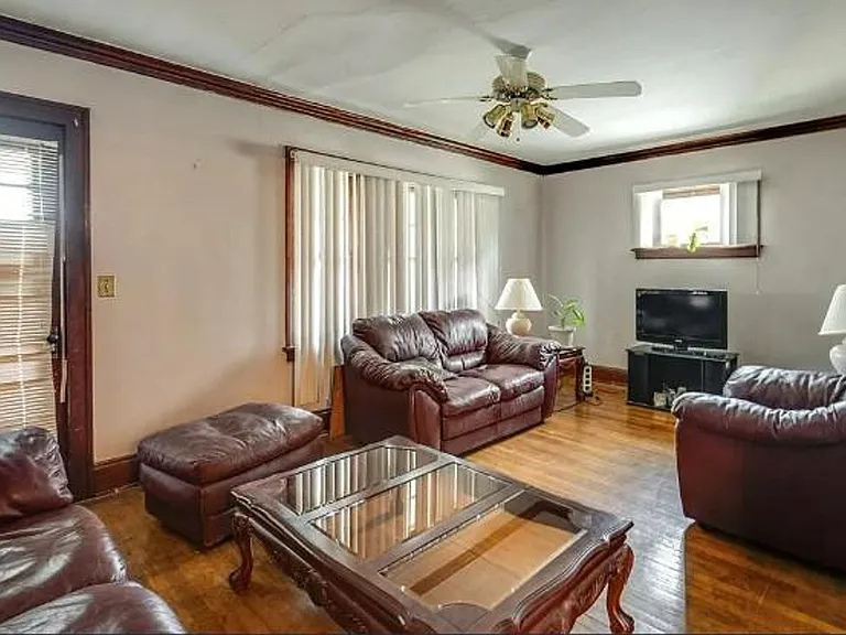 14300 Darwin Ave — Photo 21